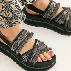 Teva Womens W Flatform Ceres Sanda Double Diamond Black 8M